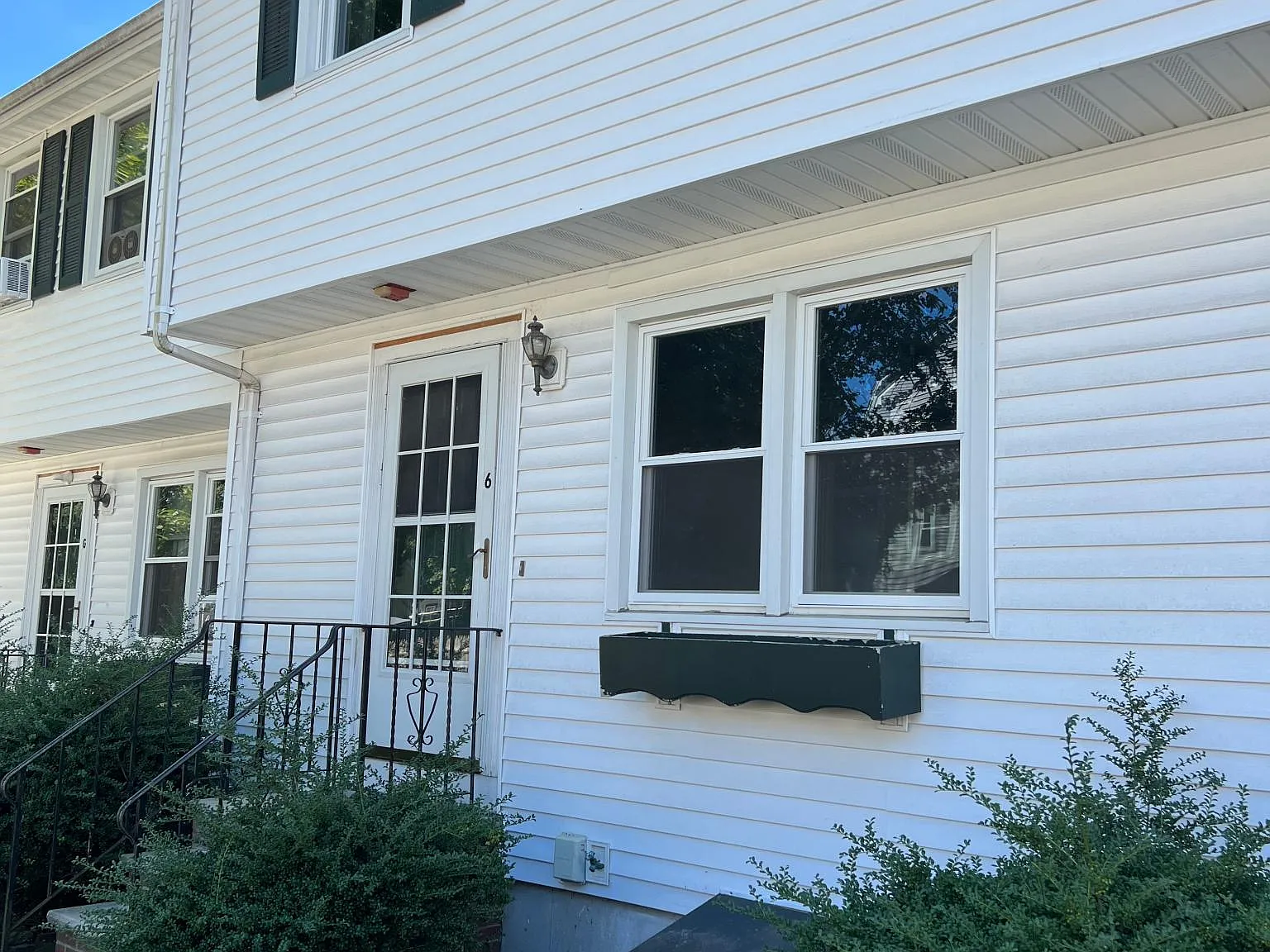 125 N Washington St — Photo 1