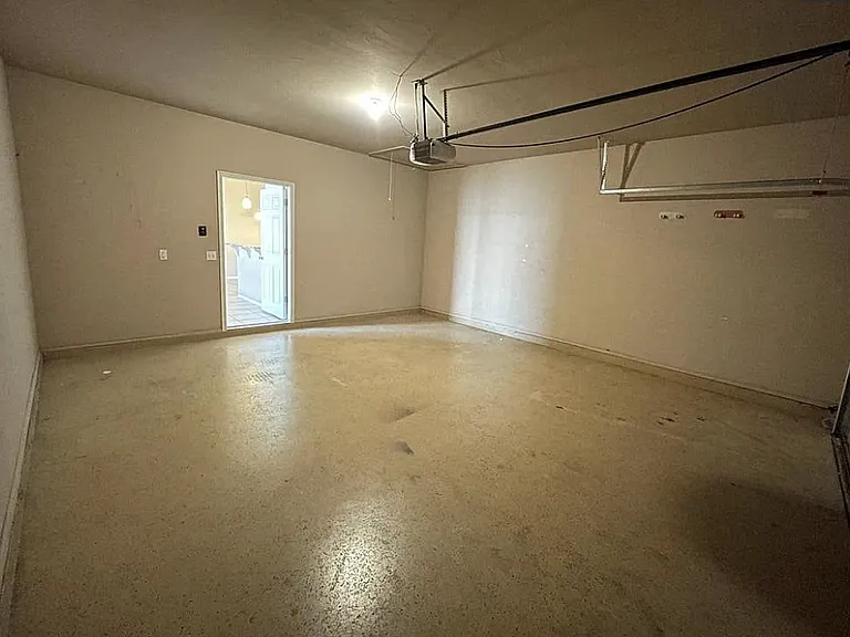 702 NE 20th St #702 NE 20TH TERR — Photo 15