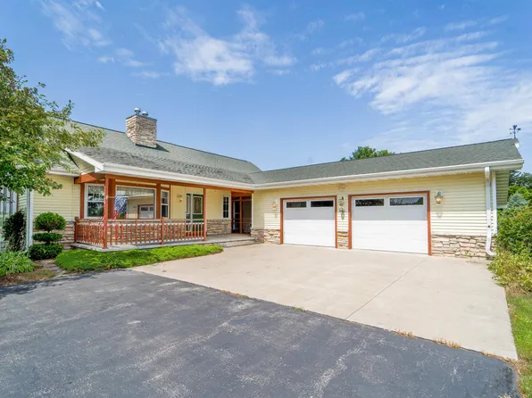 W9574 Olden Rd, Eldorado, WI 54932