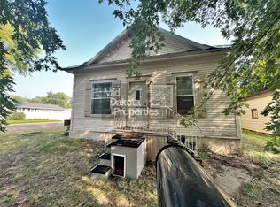 1200 E 3rd Ave, Mitchell, SD 57301