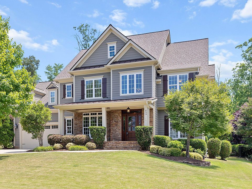 1st image of 824 Magalloway Dr