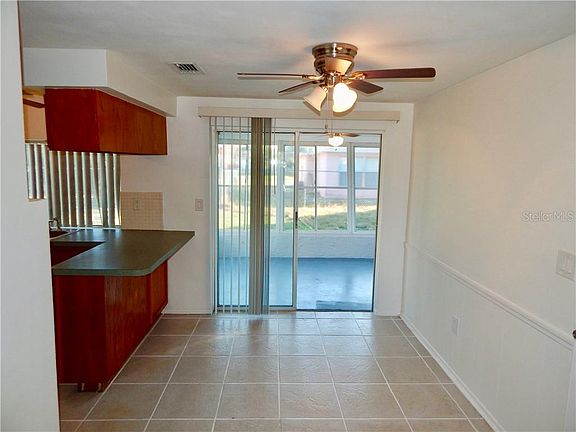 5th image of 4216 Woodsville Dr