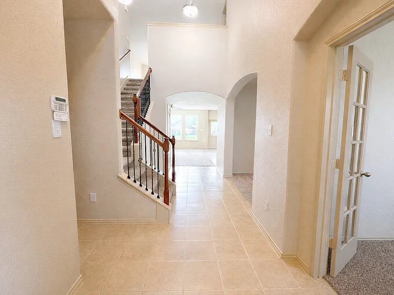 11922 Harristown Dr — Photo 3