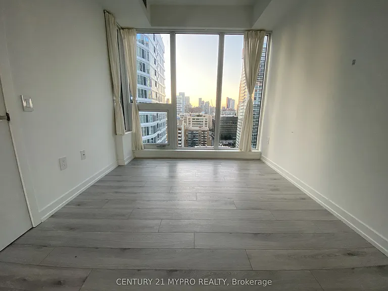 77 Shuter St #2313 — Photo 6