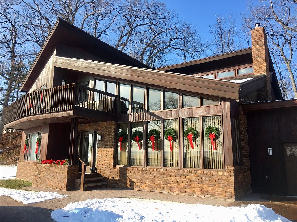 1st image of 1800 Lake Shore Dr
