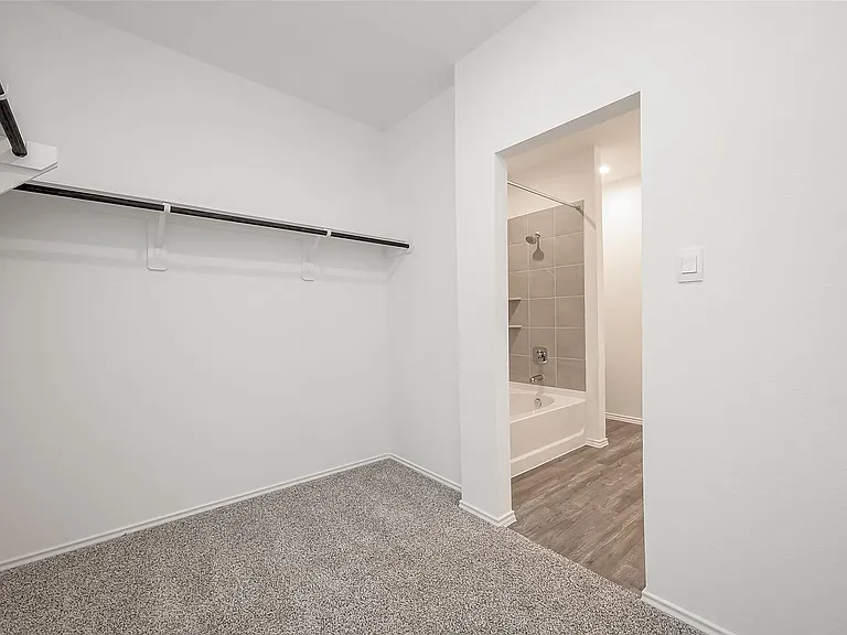 5619 Vintage Oakmont Dr — Photo 27