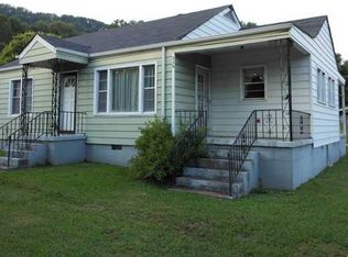 209 W Walden Cir, Soddy Daisy, TN 37379