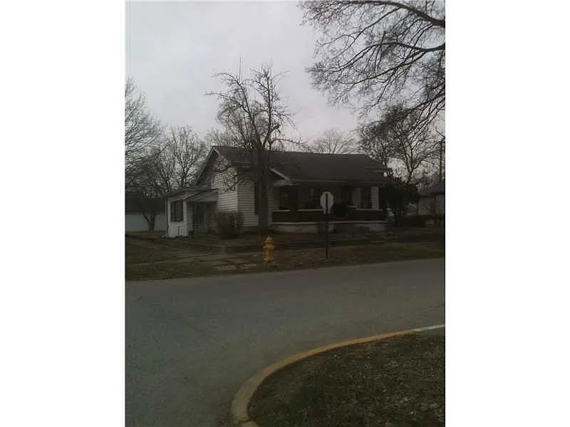 290 S Mulberry St photo 1