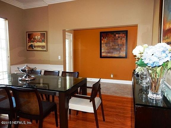 3rd image of 1512 Hackberry Ct