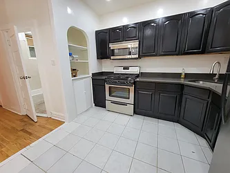 Rented by Duradox Management LLC