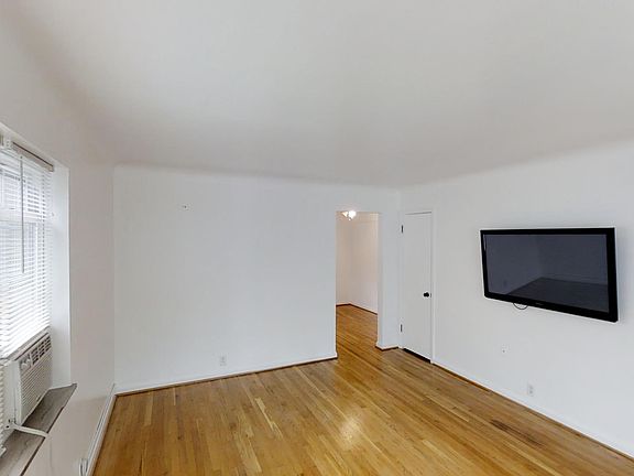 4th image of 6115 Dryden Ave APT 4