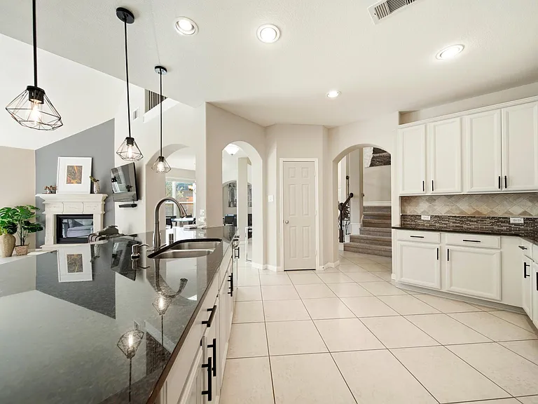 27406 Starlight Canyon Ln — Photo 20