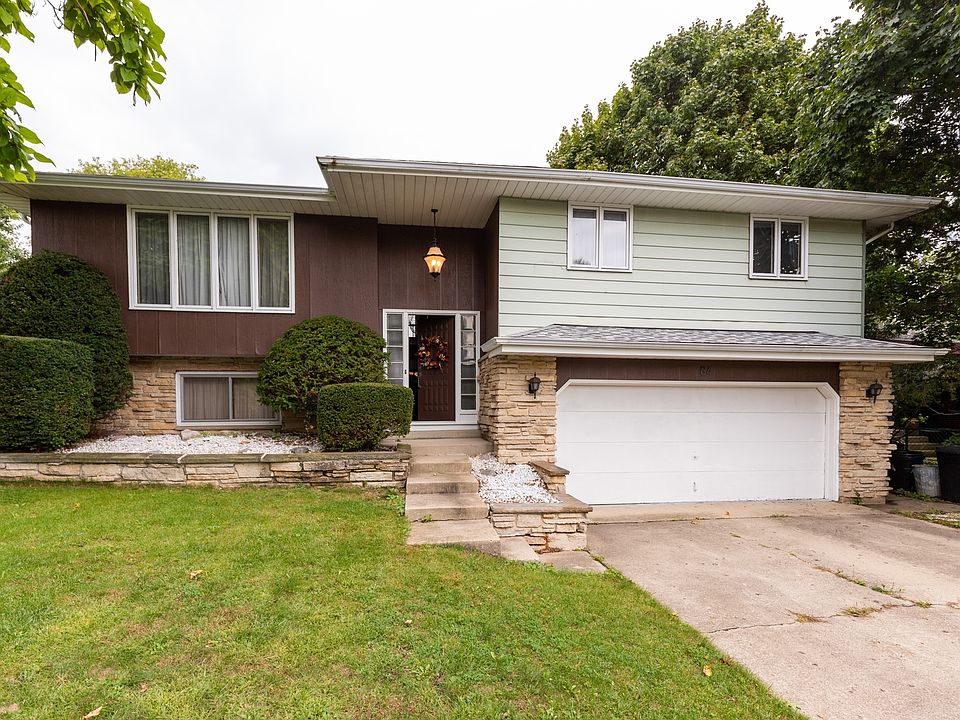 1st image of 84 Montesano Ave