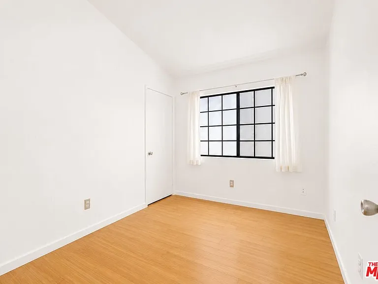 3113 Thatcher Ave — Photo 15