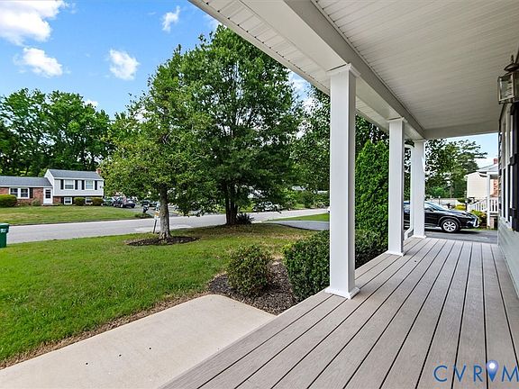5th image of 9703 Laurel Pine Dr