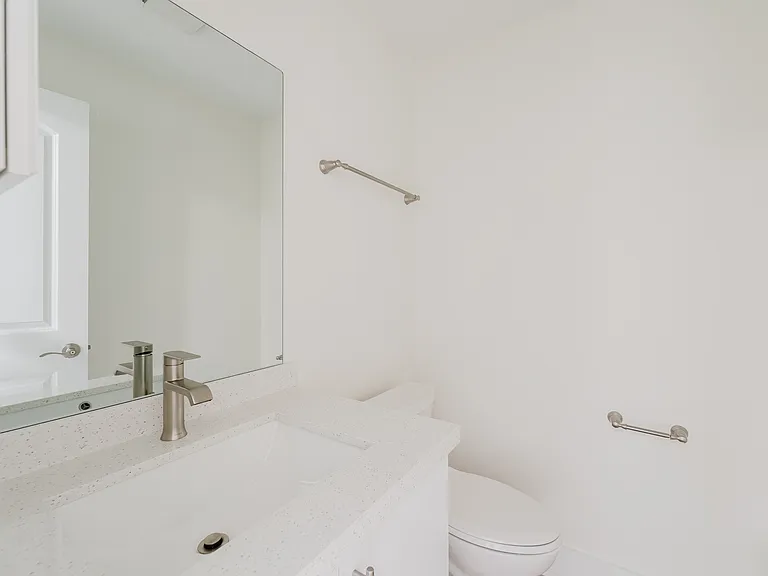 3048 NW 27th Ter — Photo 13