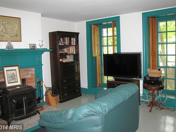 4th image of 4075 Old Columbia Pike