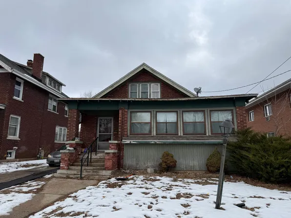359 W Grand Ave, Beloit, WI 53511