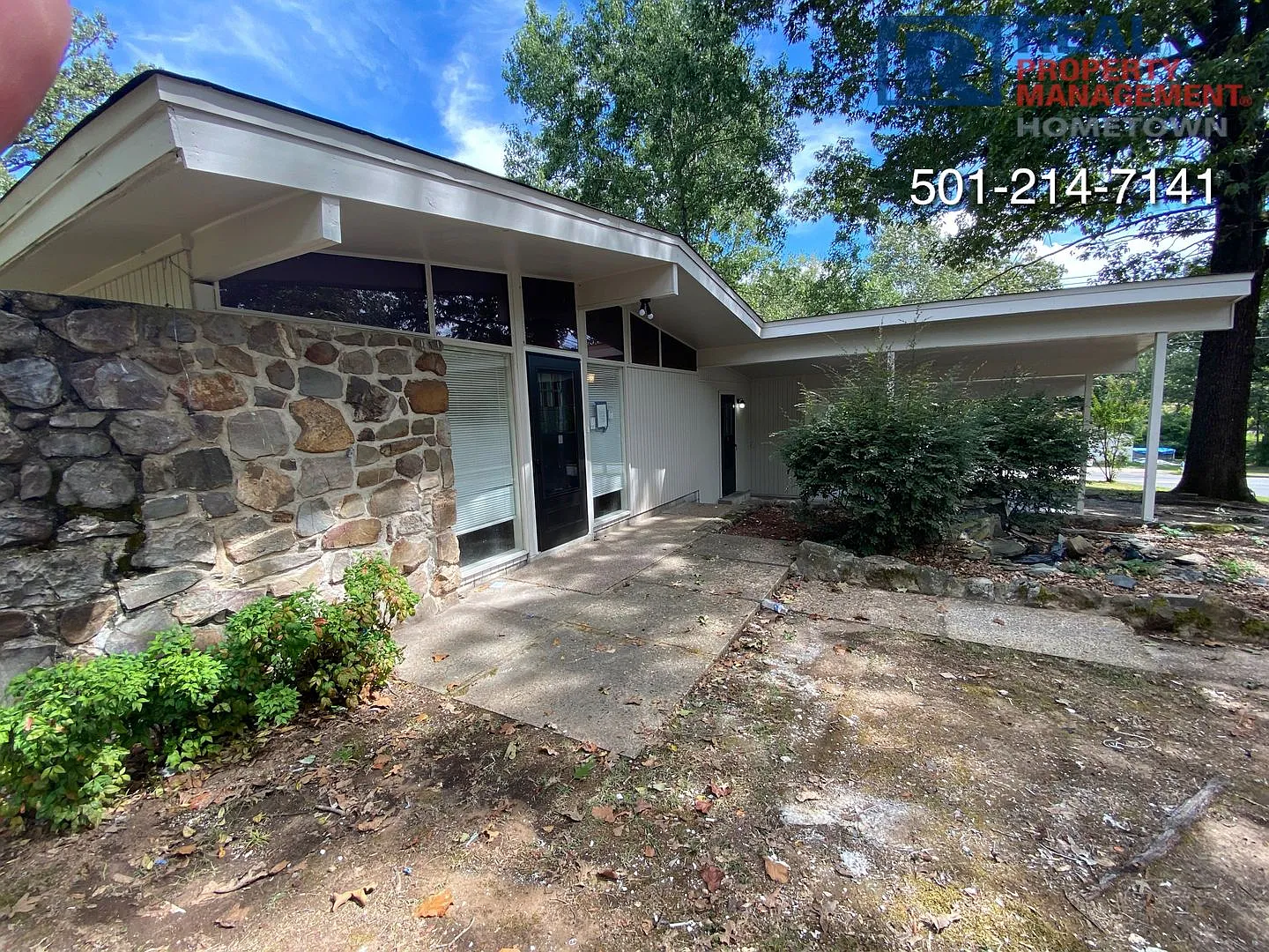 Newly Renovated 3-bedroom 2-bath House in Little Rock! — Photo 3