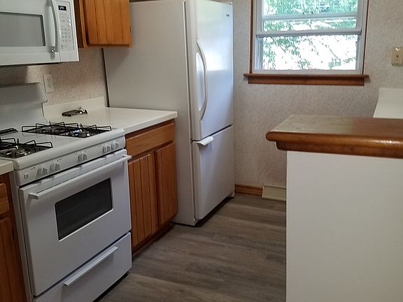 4th image of 25 Clarendon Dr