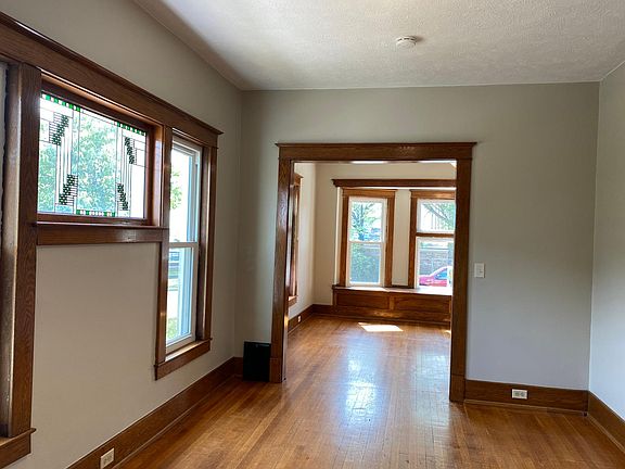Dining room - open to living room and kitchen