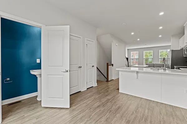 224 S Newkirk St — Photo 10