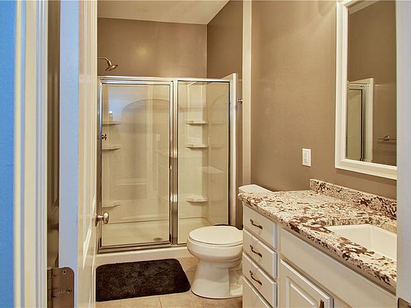 5th image of 4432 Waveland Ct