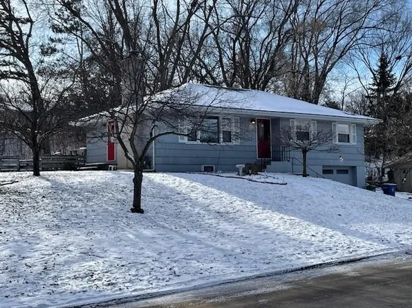 16515 Norwood Dr, Minnetonka, MN 55345