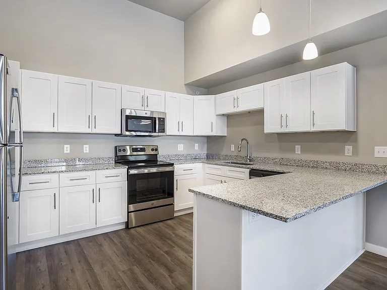Stillwater Crossing Apartments — Photo 20