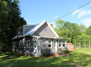 68 Bryant Rd, Hebron, ME 04238