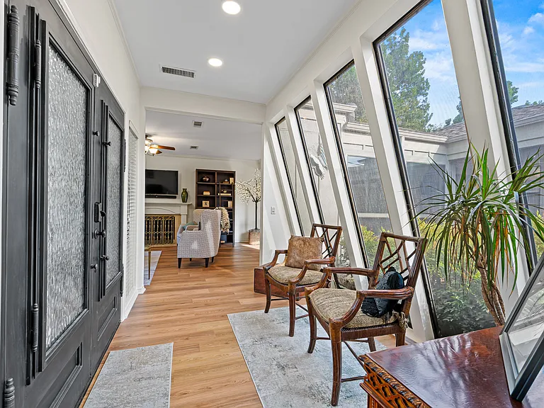 6002 Blue Bay Dr — Photo 9