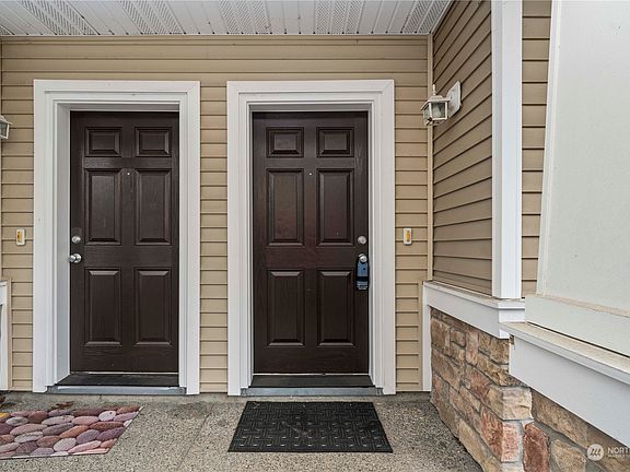 3rd image of 6301 Isaac Avenue SE #E-5