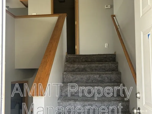 77 Florida Ave SW, Cedar Rapids, IA 52404