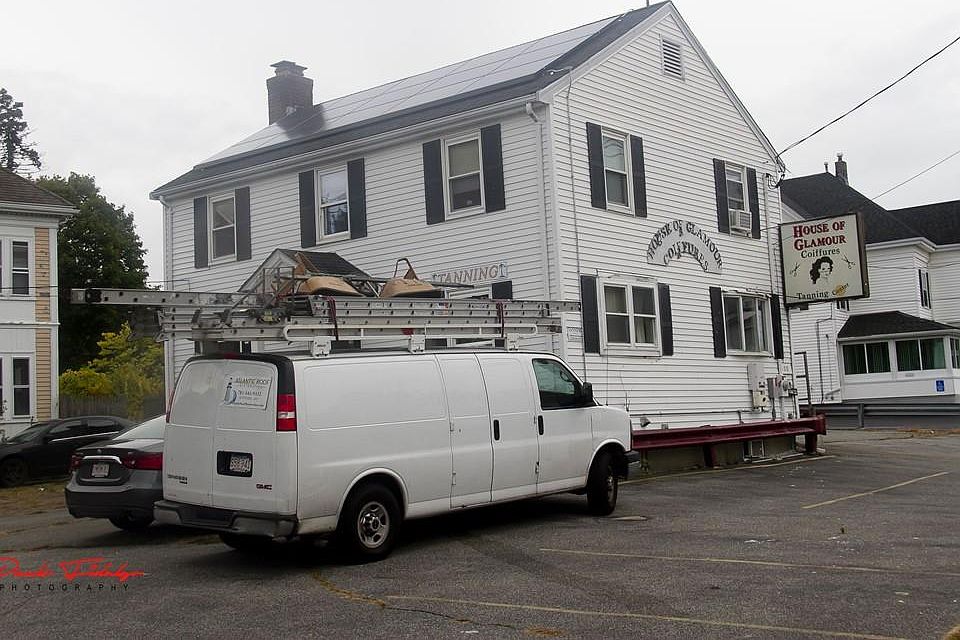 2nd image of 355 Moraine St