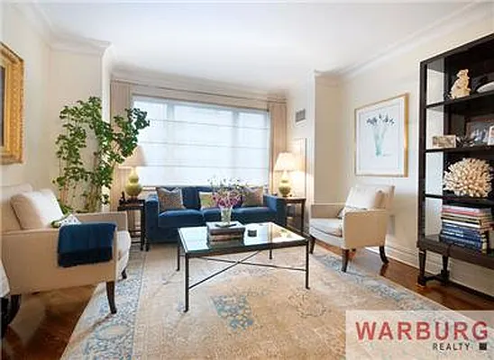 Sold by Warburg | media 16