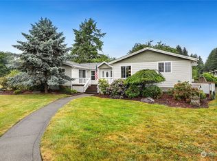 2405 Gravelly Beach Loop NW, Olympia, WA