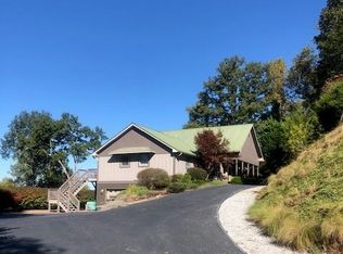 436 High Brace Rd, Franklin, NC 28734