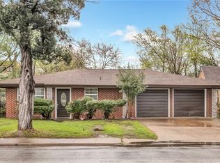 506 E William J Bryan Pkwy, Bryan, TX 77803