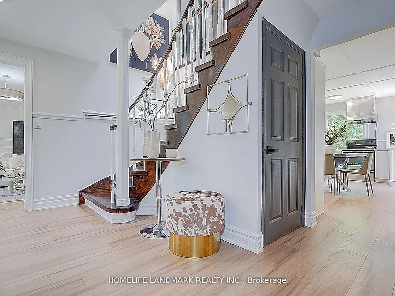 20573 Yonge St — Photo 27