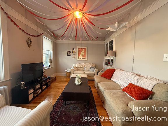 3rd image of 231 South St #230-3