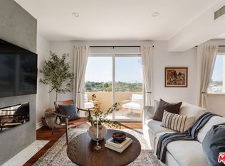 8866 Alcott St #Penthouse 4, Los Angeles, CA 90035