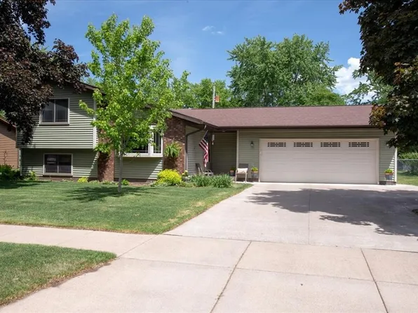2921 Saturn Avenue, Eau Claire, WI 54703