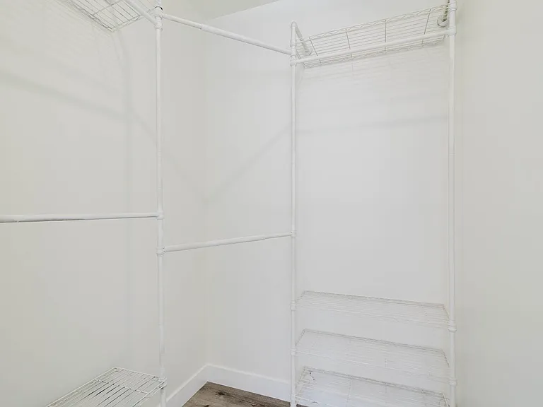 8107 Lemona Ave — Photo 16