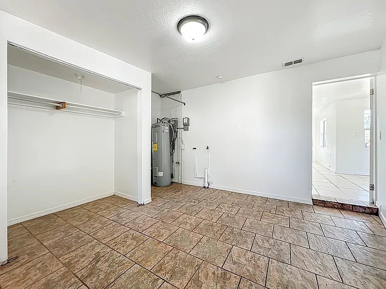 301 E Atwater Ave — Photo 16