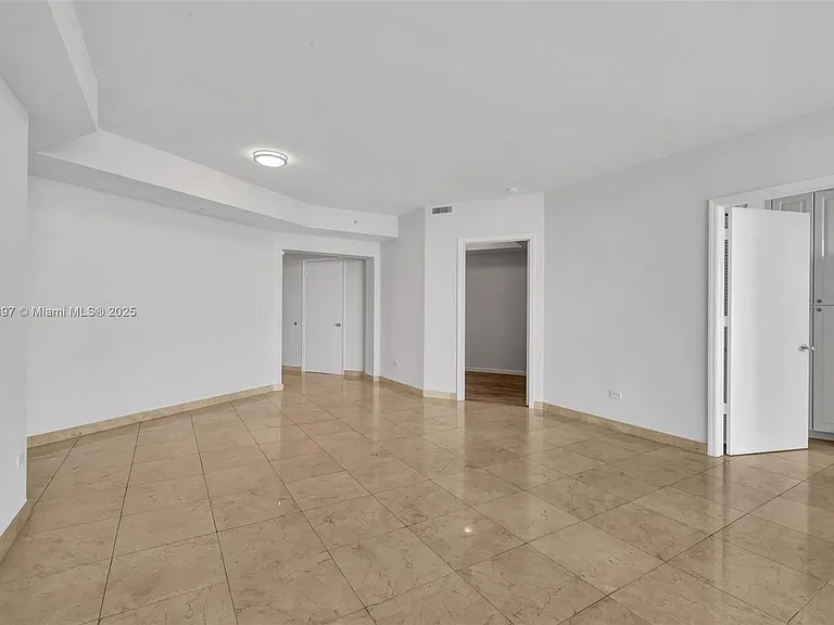 848 Brickell Key Dr #2602 — Photo 13