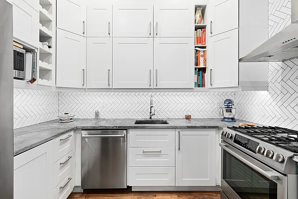 Sold by Compass | media 8
