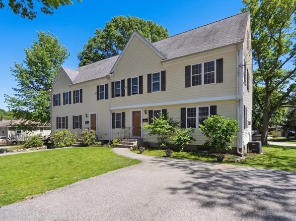 16 Rhodes Pl, Hingham, MA 02043