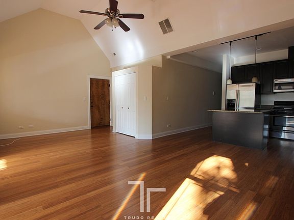 4th image of 4637 N Dover St APT 03S
