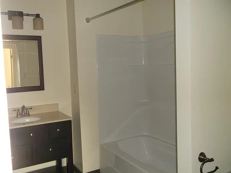 351 Pine St #104 — Photo 9