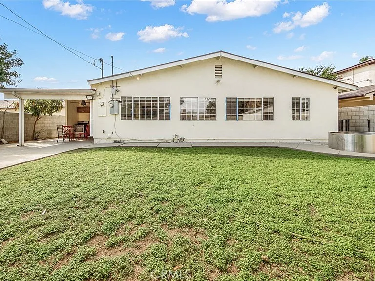 7938 Ventura Canyon Ave — Photo 20